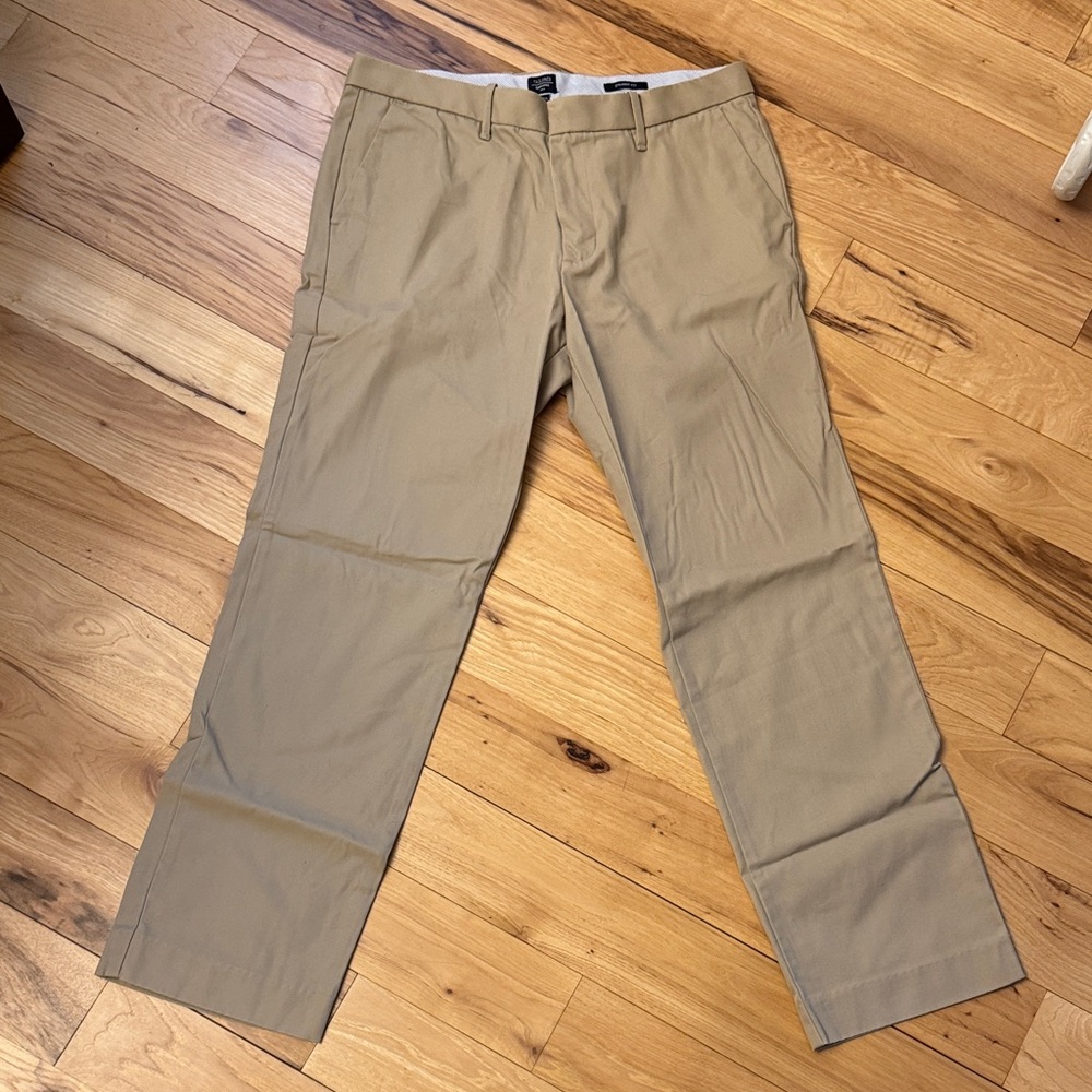Gap Men's Kahkis 34x30